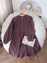 Load image into Gallery viewer, DF Basic Raglan Blouse