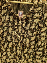 Load image into Gallery viewer, Bunga Ruffle Dress

