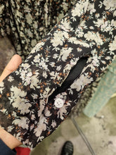 Load image into Gallery viewer, Bunga Ruffle Dress
