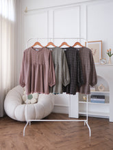 Load image into Gallery viewer, DF Luna Blouse
