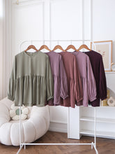 Load image into Gallery viewer, DF Syaza Blouse
