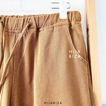 Load image into Gallery viewer, Victoria Jeans Colour
