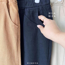 Load image into Gallery viewer, Victoria Jeans Colour
