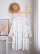 Load image into Gallery viewer, DF Iris Blouse

