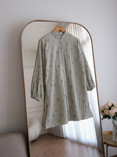 Load image into Gallery viewer, DF Dahlia Blouse
