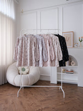 Load image into Gallery viewer, DF Aina Blouse
