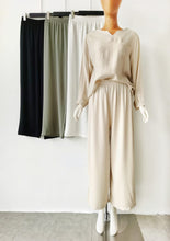 Load image into Gallery viewer, Alia Pants
