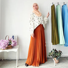 Load image into Gallery viewer, Pleated Skirt
