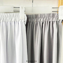 Load image into Gallery viewer, Flare Skirt
