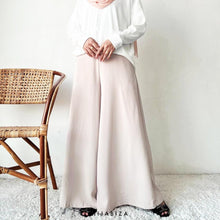 Load image into Gallery viewer, Fida Pants
