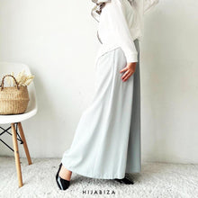 Load image into Gallery viewer, Fida Pants
